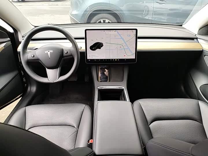 Tesla Model 3 Standard Range