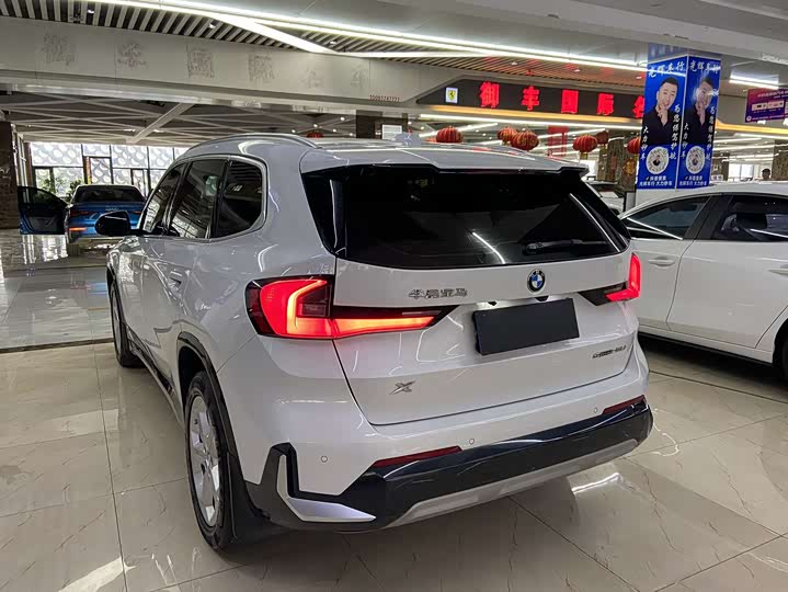 BMW X1 s Drive20Li X Design Package
