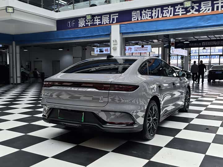 BYD Han DM-i 125 km Zunrong