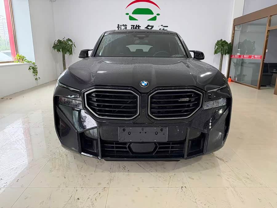 BMW XM
