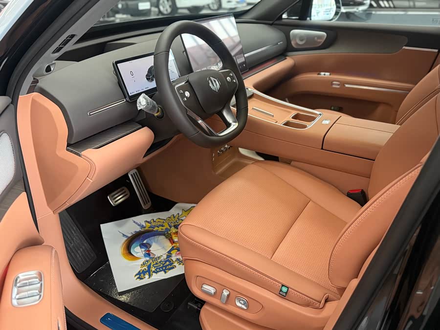 Leapmotor D19 EREV 500 Zhizun 7-Seater