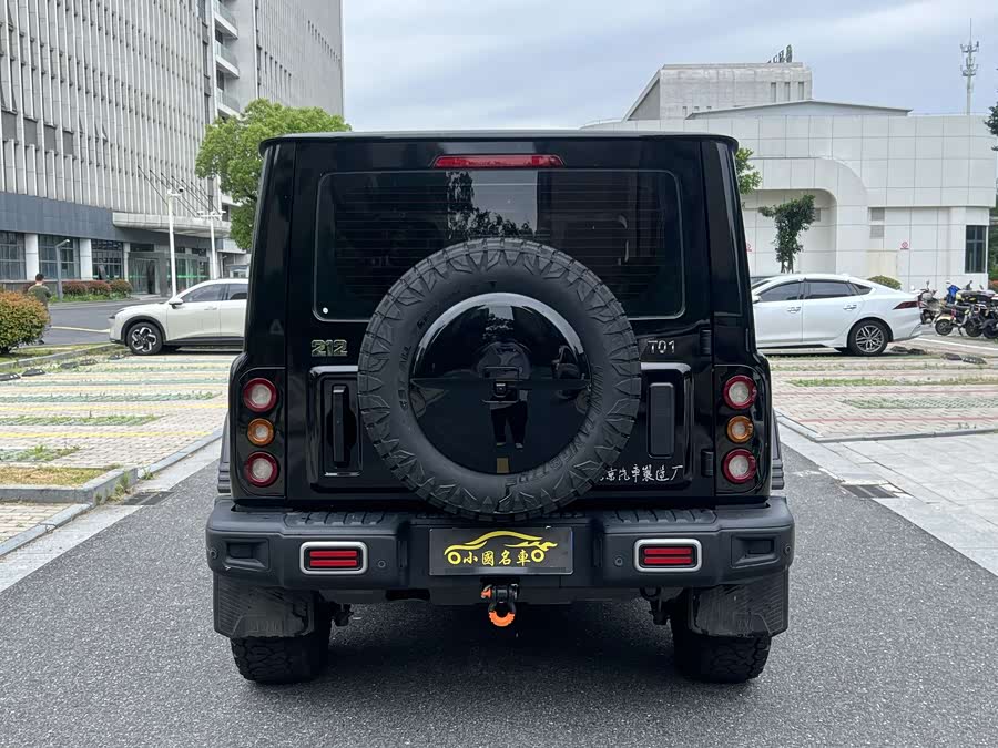 Off-road BAW 212 T01