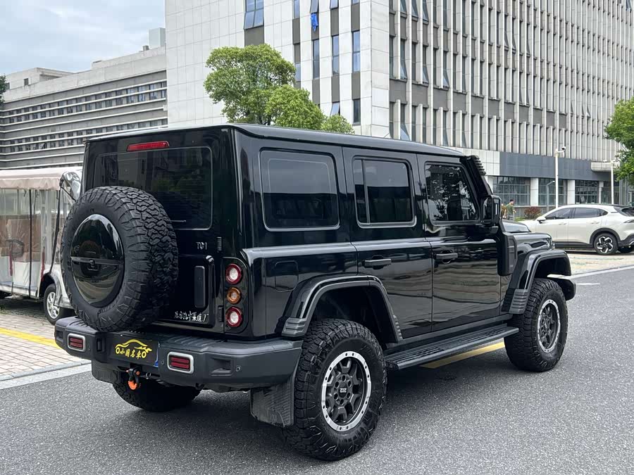 Off-road BAW 212 T01