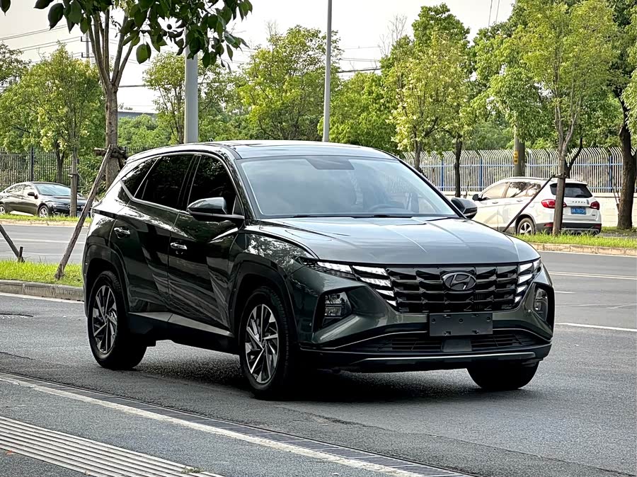 Hyundai Tucson L