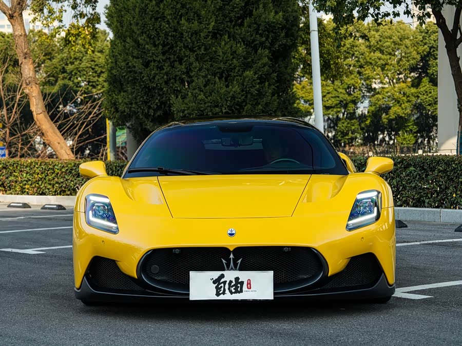 Maserati MC20