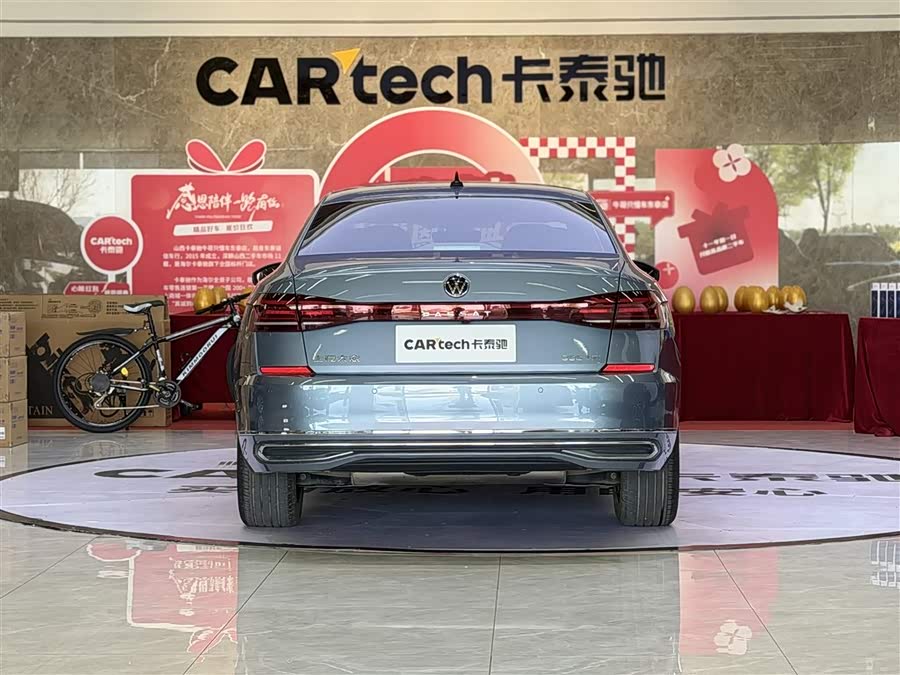 Volkswagen Passat 2022Trim