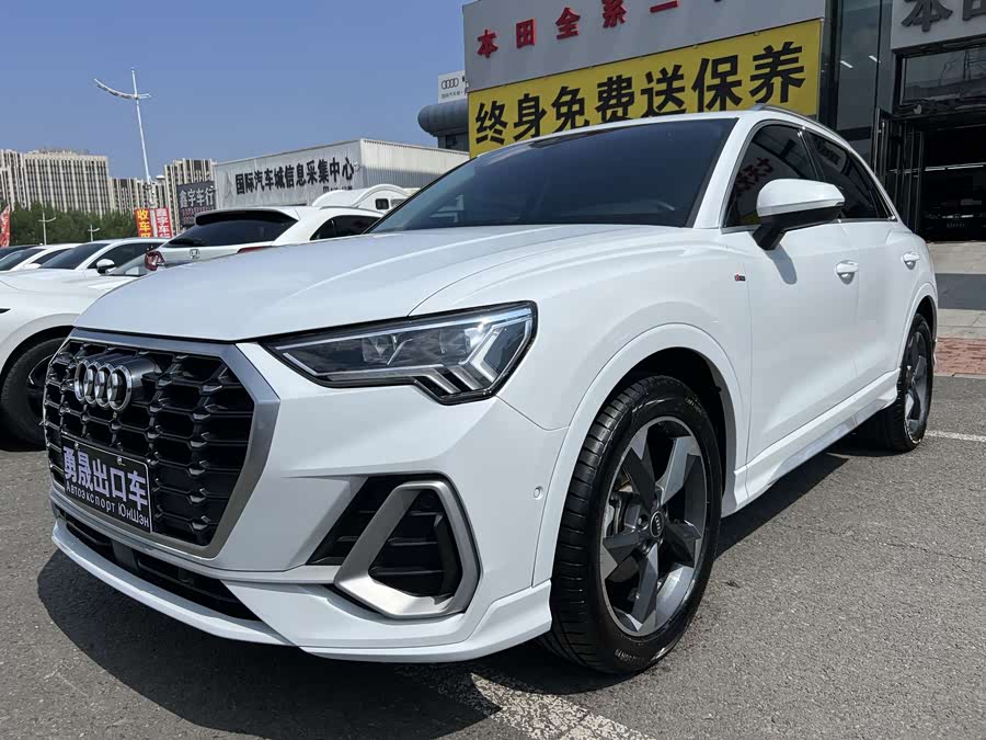 Audi AUDIQ3 2022Trim 35 TFSI Fashion Sport