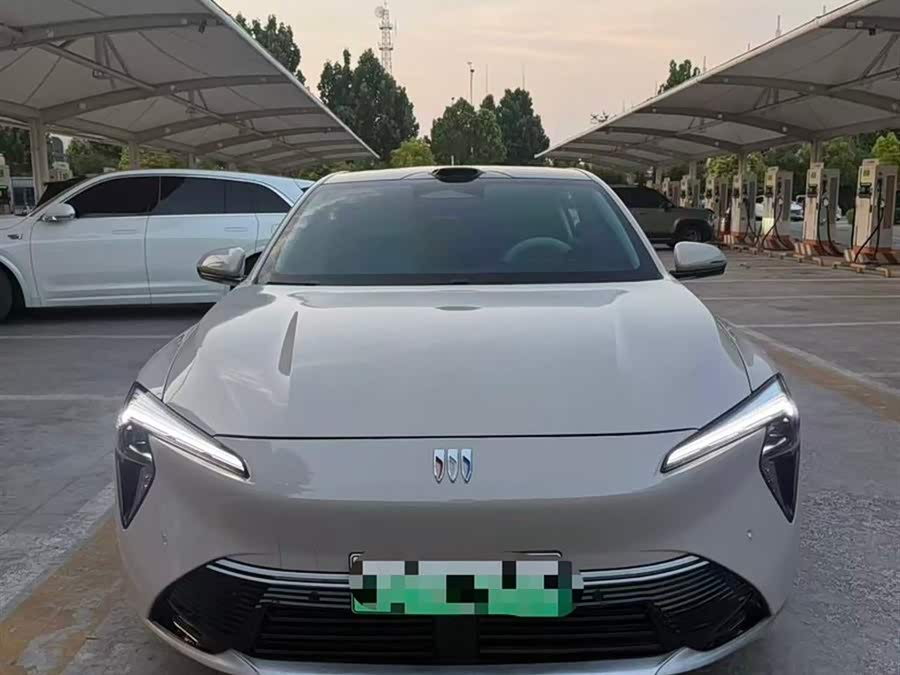 Buick Zhijing L7 Luxury Xiaoyao Smart Drive