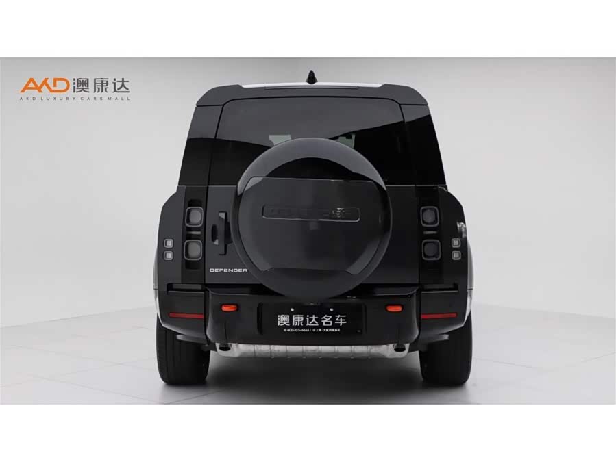 Land Rover Defender 130