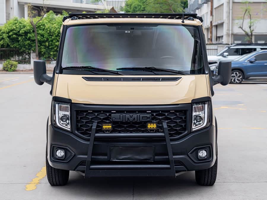 JMC Fushun Commercial Modified
