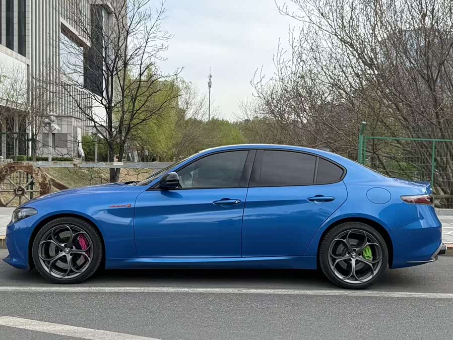 Alfa Romeo Giulia