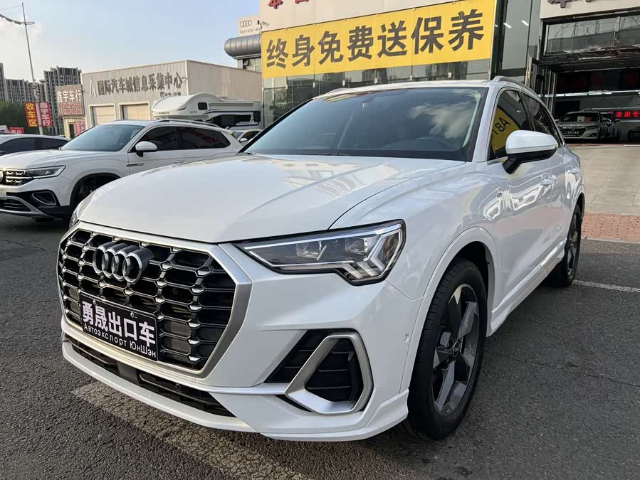 Audi AUDIQ3 2022Trim 35 TFSI Fashion Sport