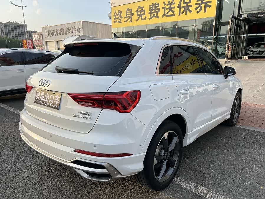 Audi AUDIQ3 2022Trim 35 TFSI Fashion Sport
