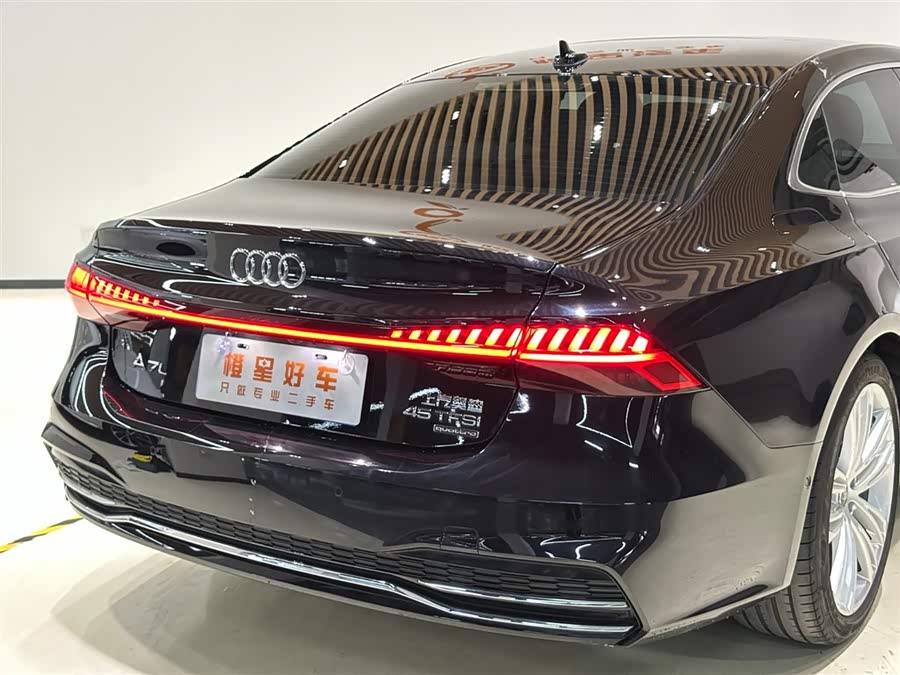 Audi A7L 45 TFSI quattro Luxury Enjoy