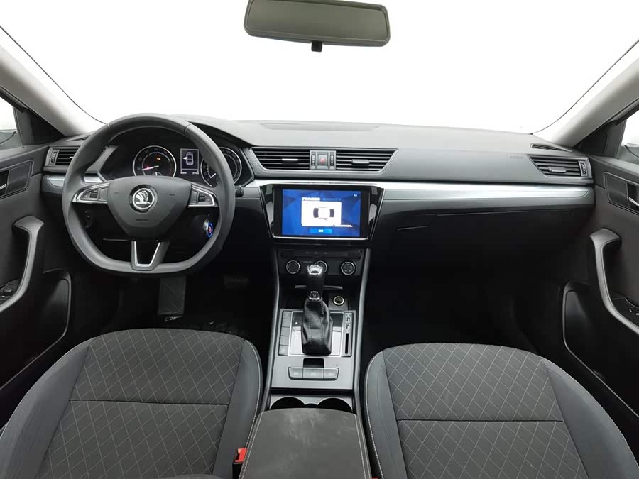 Skoda Superb TSI280 DSG Standard