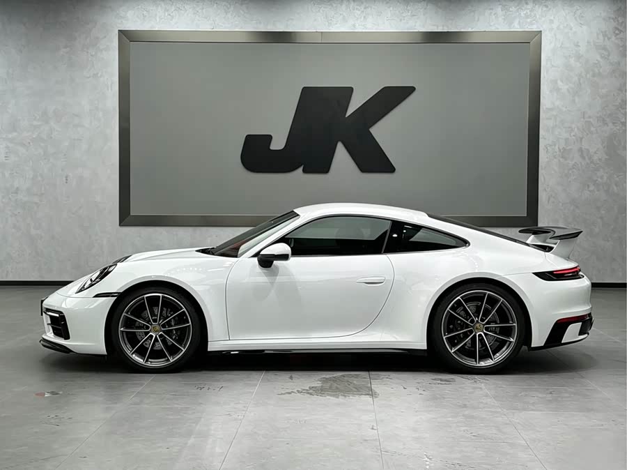 Porsche 911 Carrera