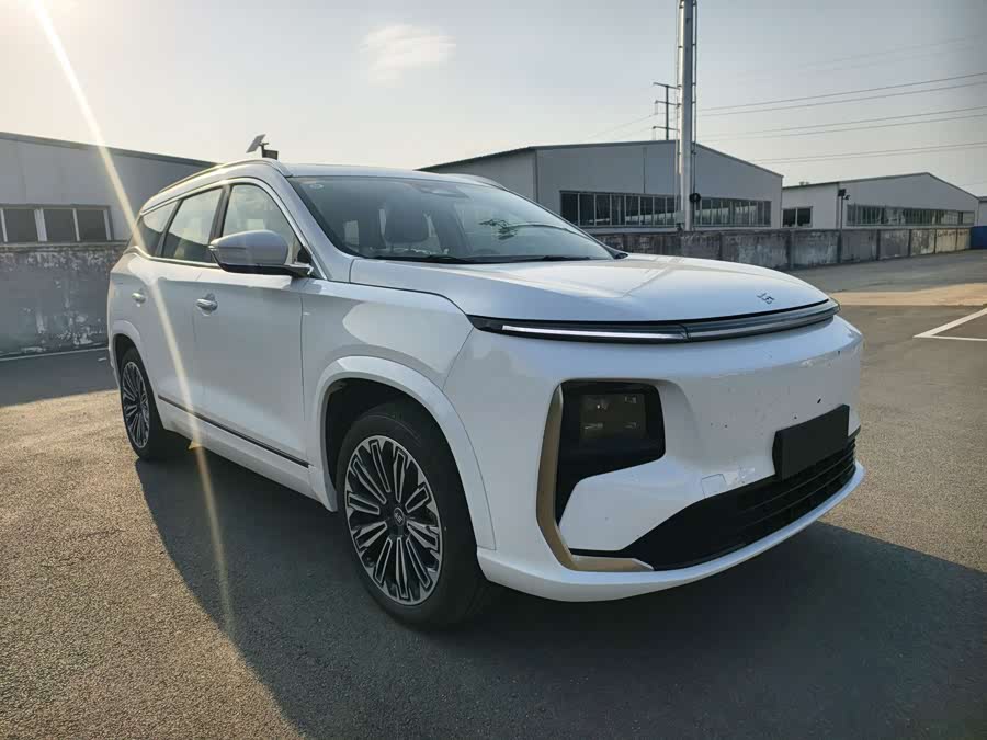 Jetour L9