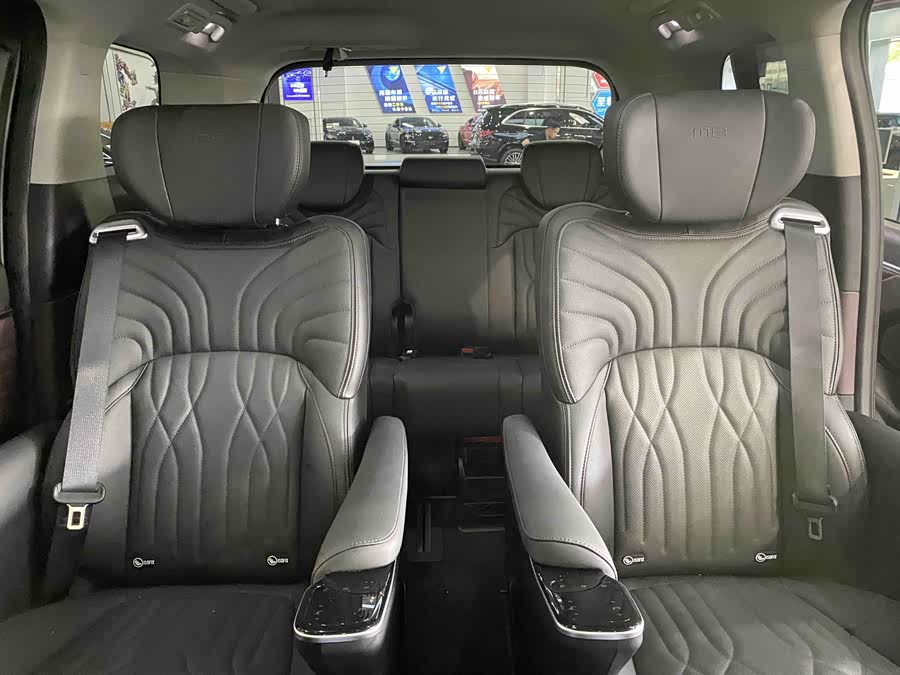 Trumpchi M8
