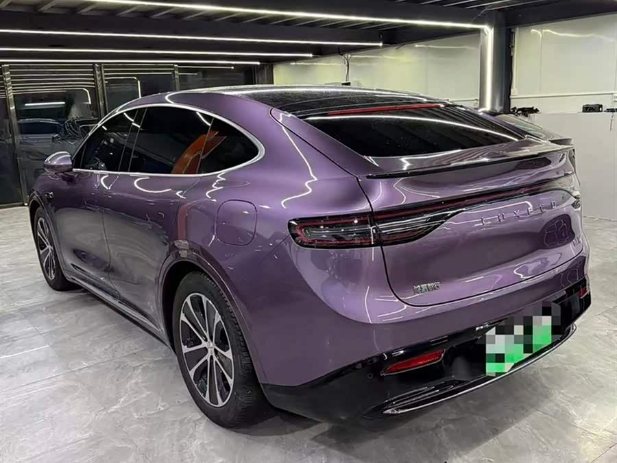 Luxeed R7
