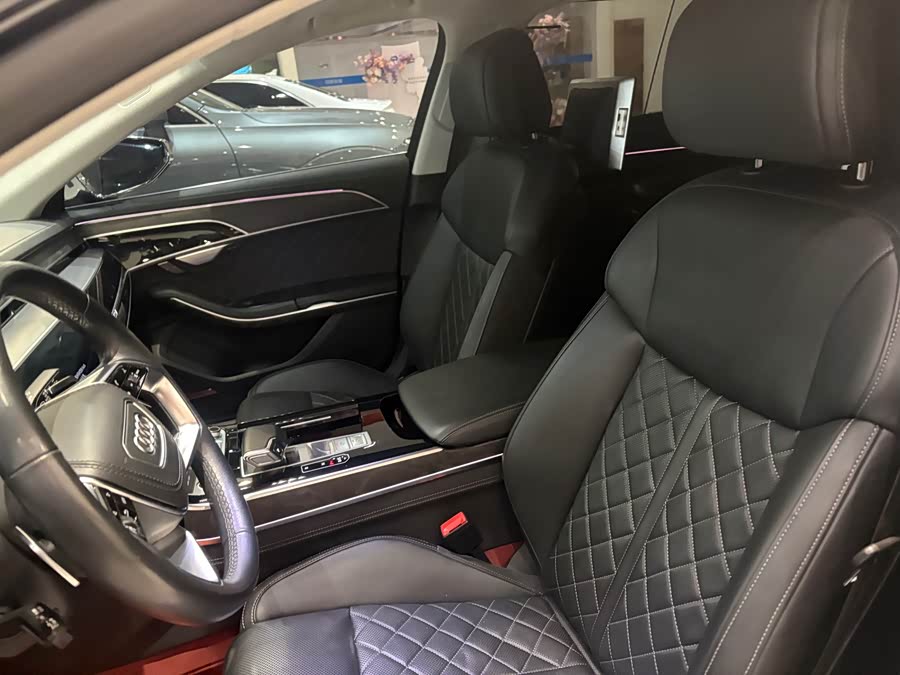 Audi A8L Horch Founder's Edition Classic