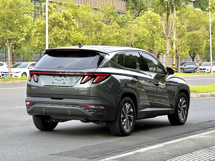 Hyundai Tucson L