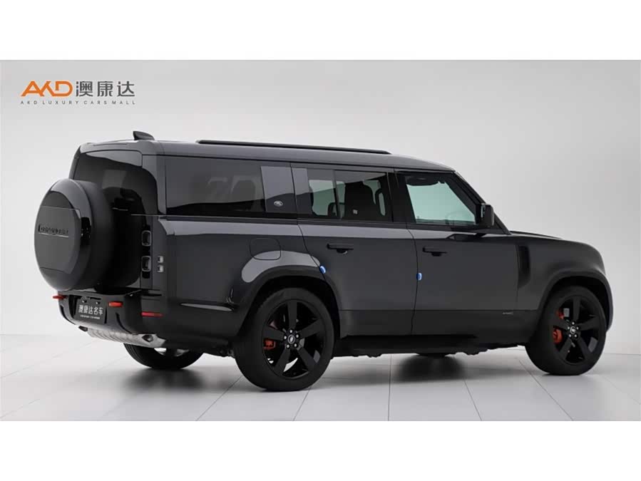 Land Rover Defender 130