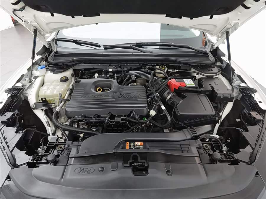 Ford Mondeo EcoBoost 245 Fashion (2022 Facelift)