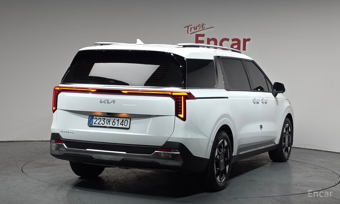 Kia Canival 2025