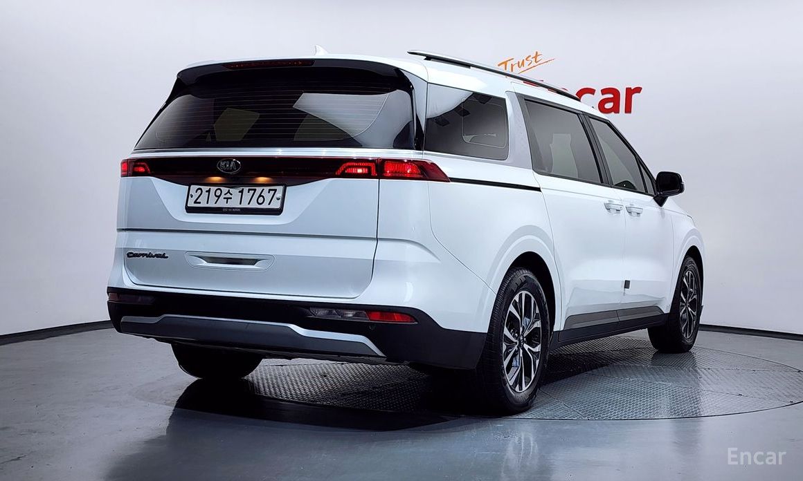 Kia Canival 2021