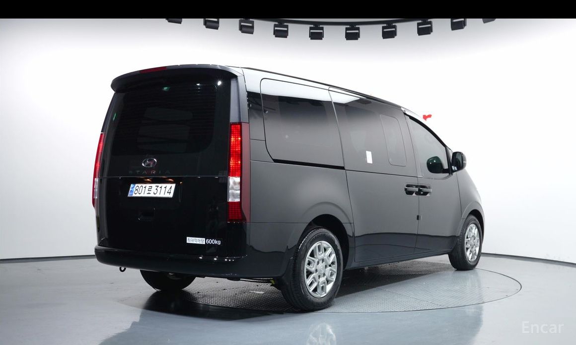 Hyundai Staria 2024