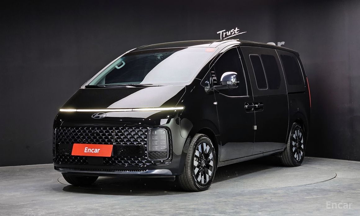 Hyundai Staria 2025