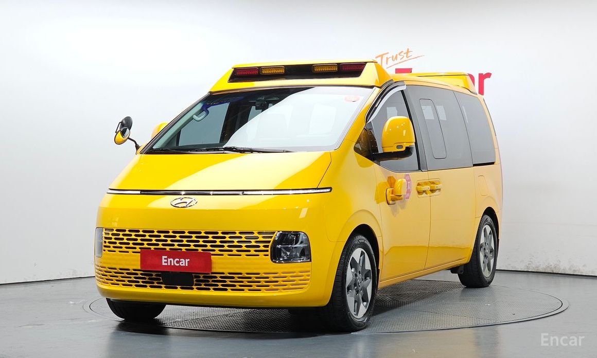 Hyundai Staria 2024