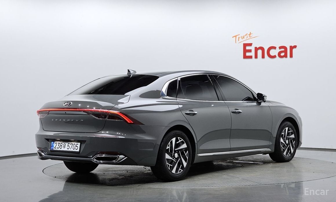 Hyundai Grandeur 2022