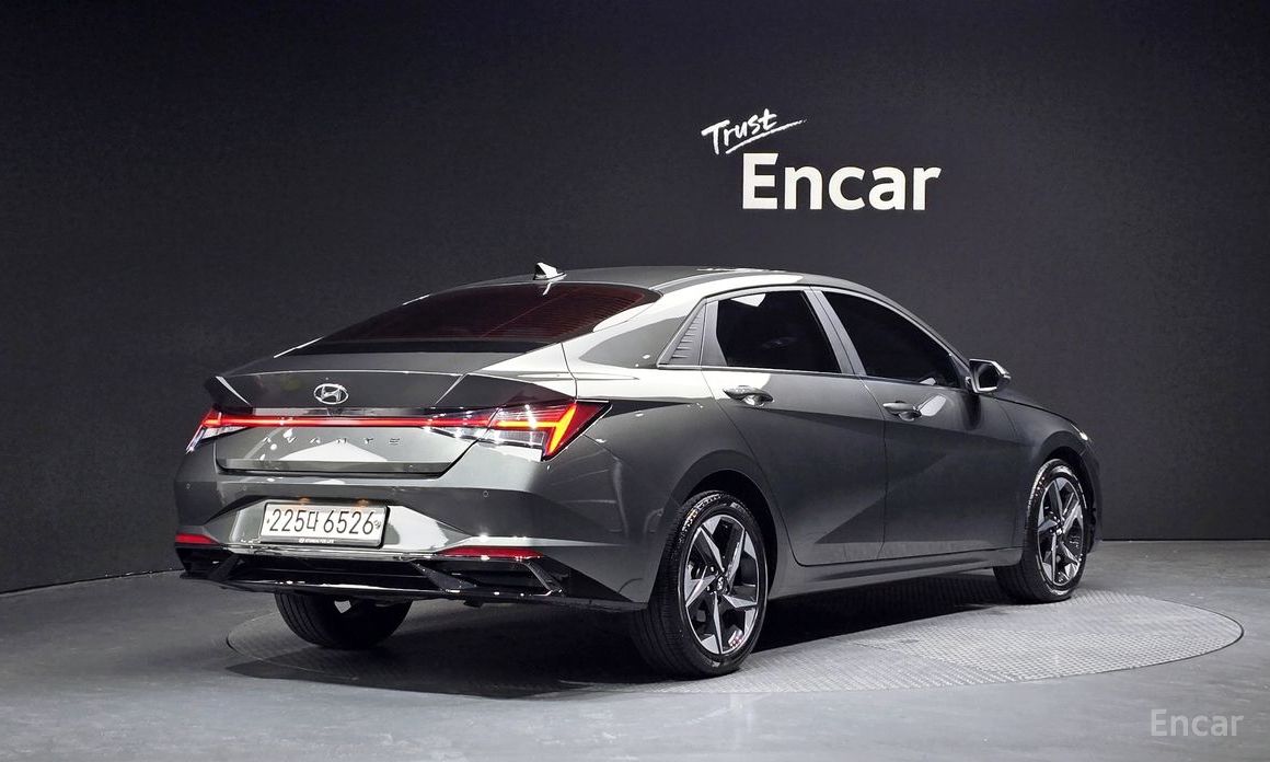 Hyundai AVANTE 2021