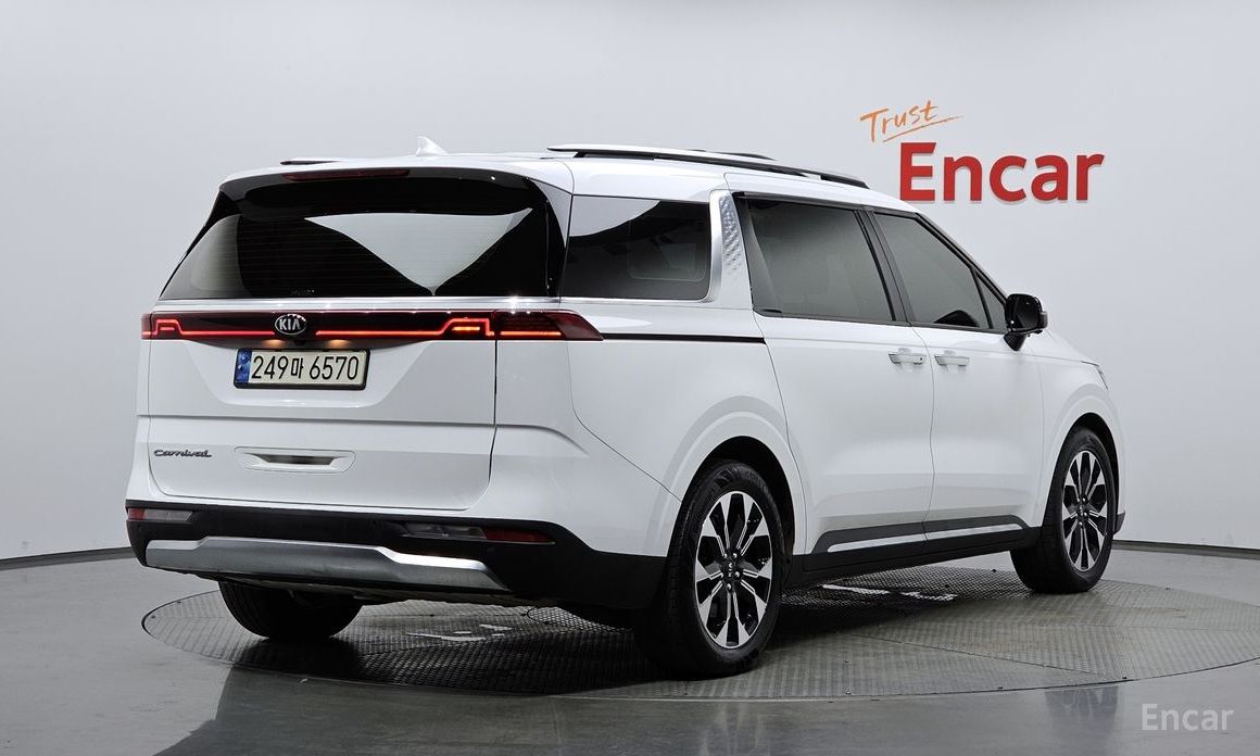 Kia Canival 2021