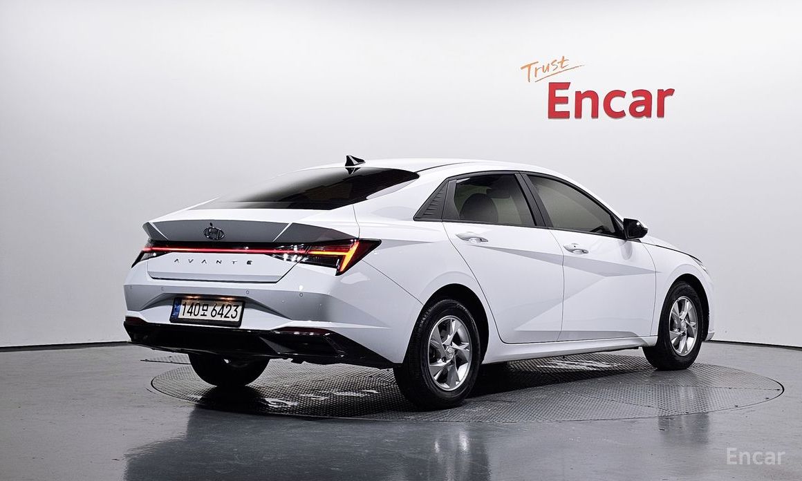 Hyundai AVANTE 2022