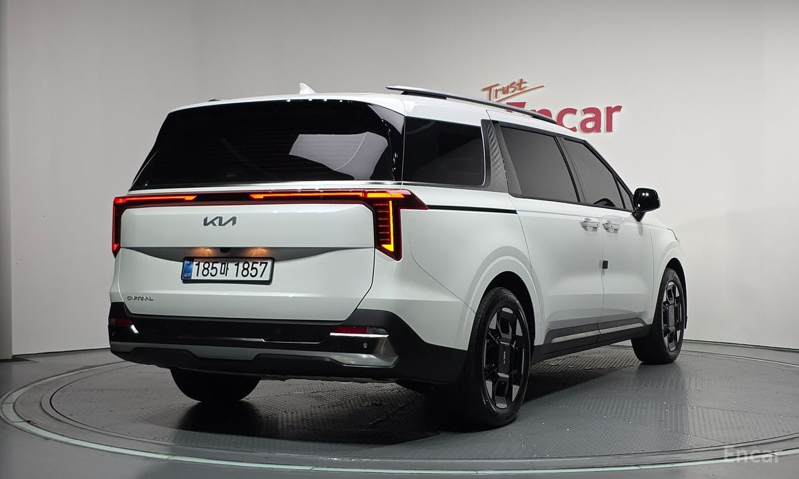 Kia Canival 2025