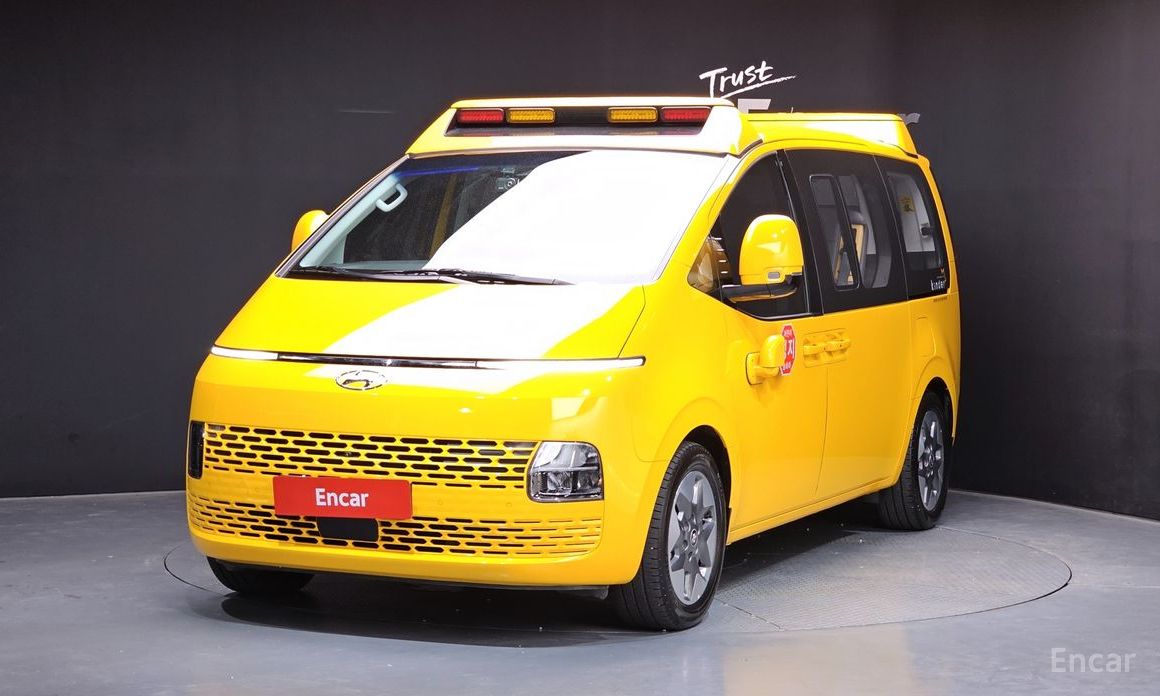 Hyundai Staria 2024