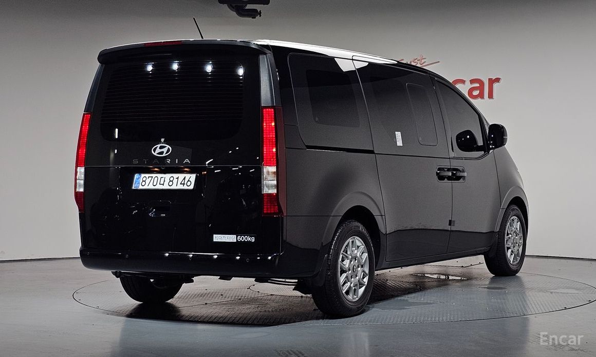 Hyundai Staria 2025