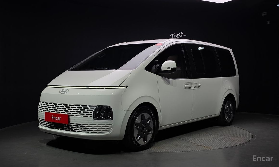 Hyundai Staria 2025