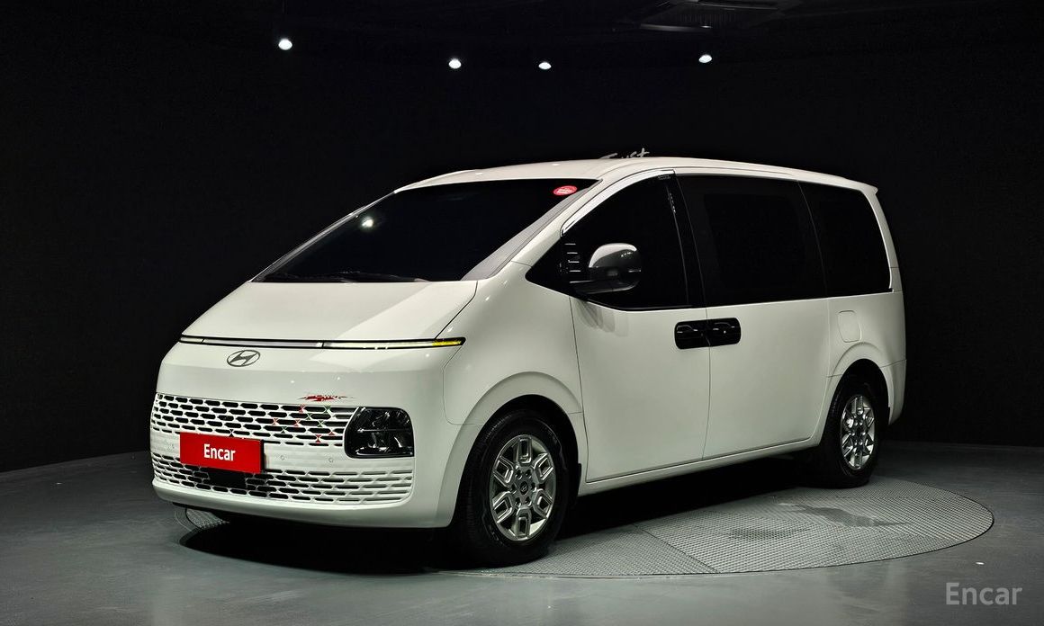 Hyundai Staria 2025