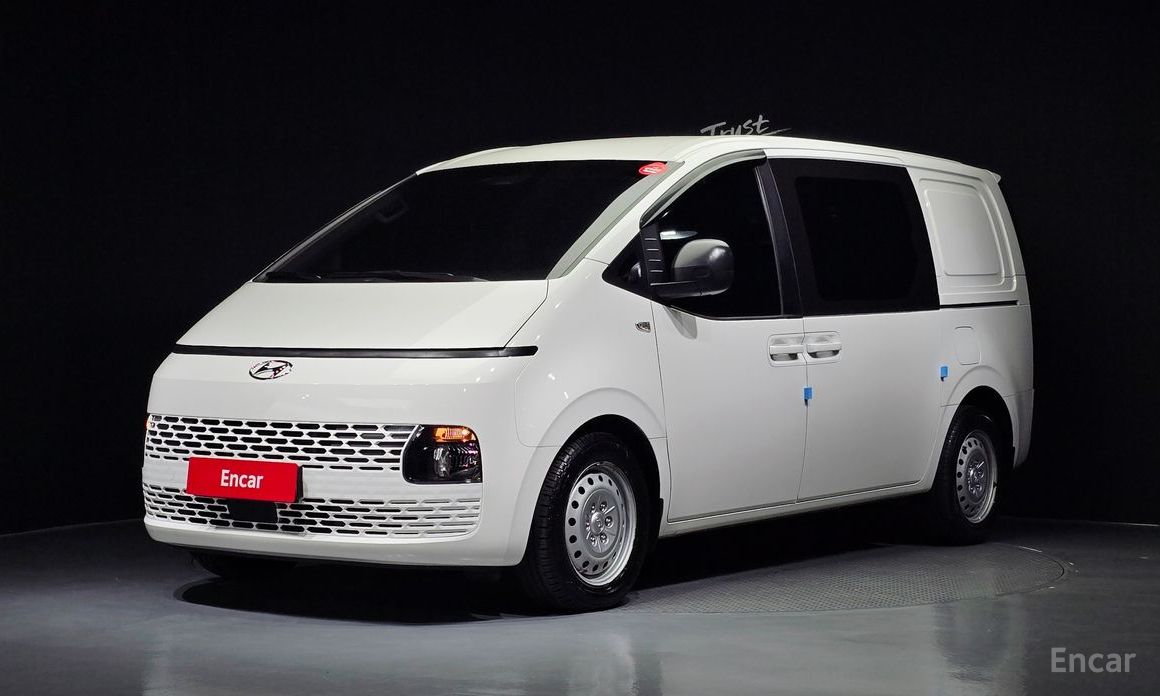 Hyundai Staria 2022