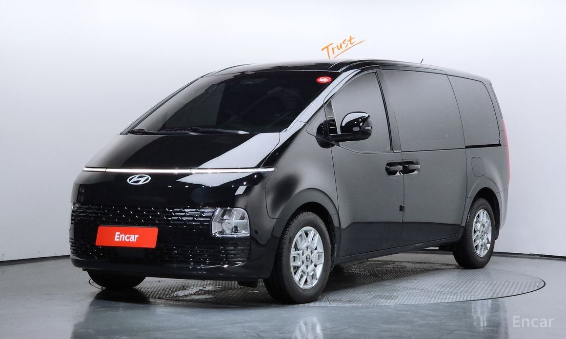 Hyundai Staria 2025