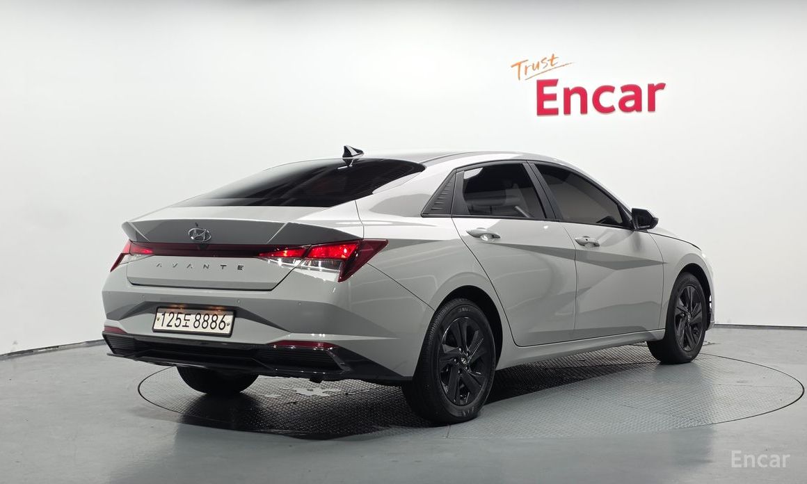 Hyundai AVANTE 2021