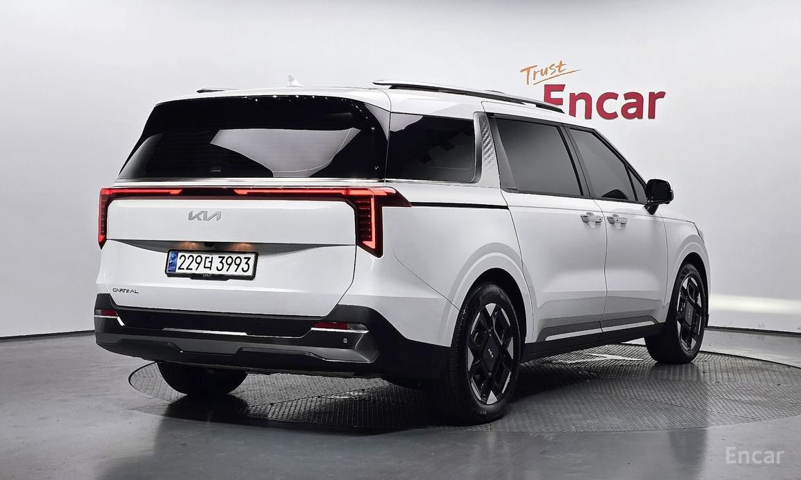 Kia Canival 2024