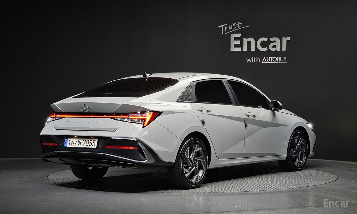 Hyundai AVANTE 2024