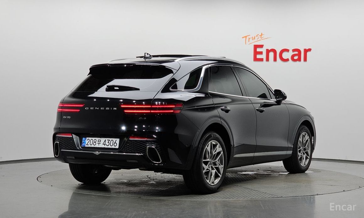 Genesis GV70 2024