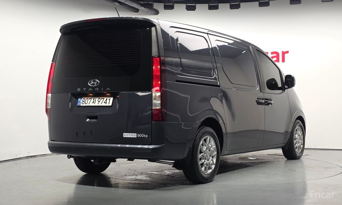 Hyundai Staria 2023