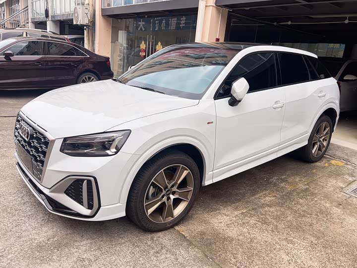 Audi Q2L 35 TFSI Sport Dynamic