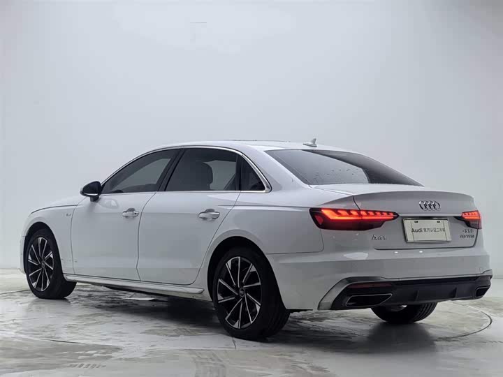 Audi A4L 40 TFSI Style Sport